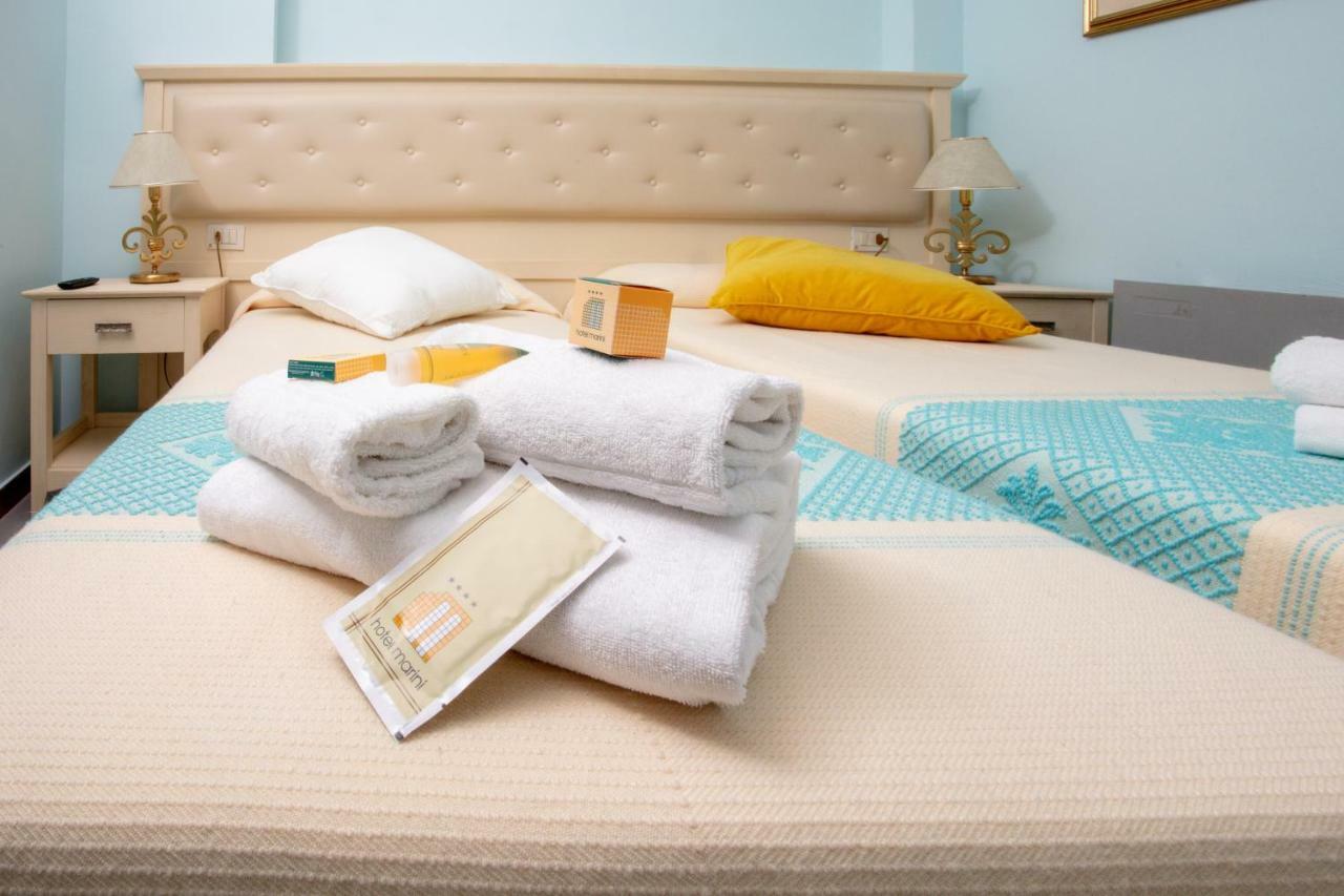 Hotel Marini サッサリ エクステリア 写真