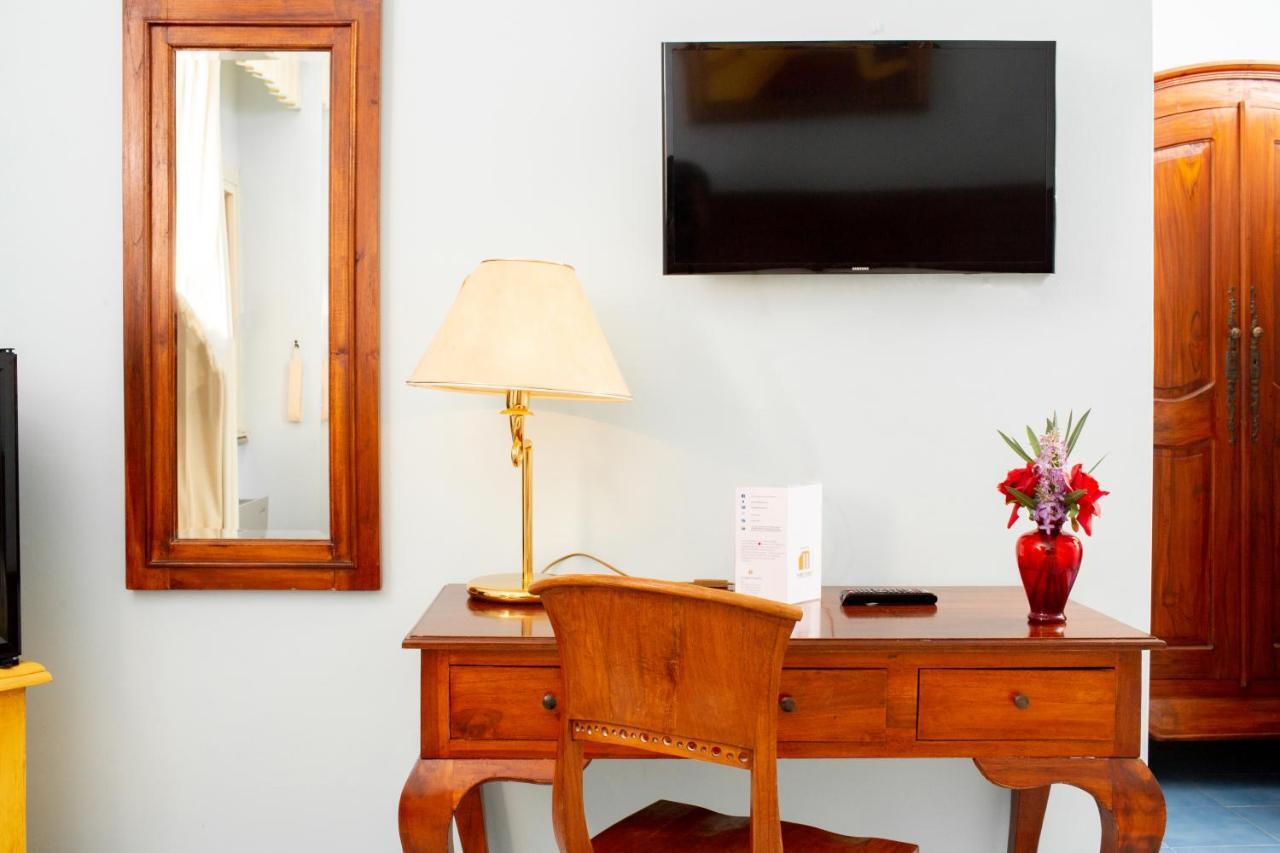 Hotel Marini サッサリ エクステリア 写真